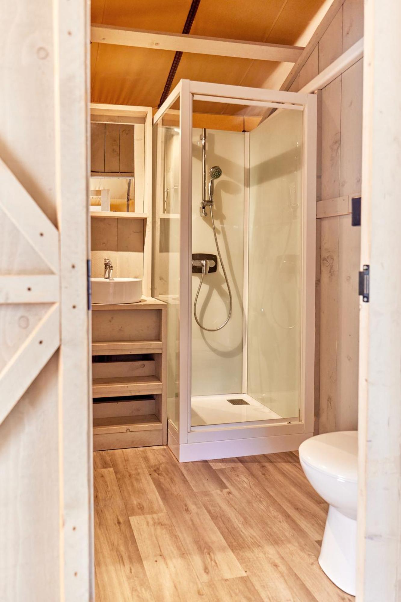 Hotel Glamping The Vosges Corcieux Exterior foto